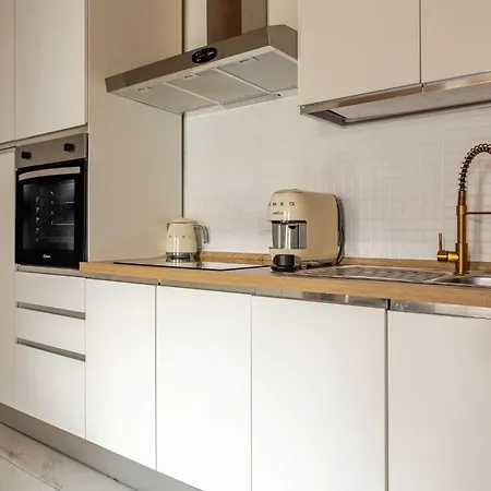 Apartamento Fanstastic 2bdrm Center!