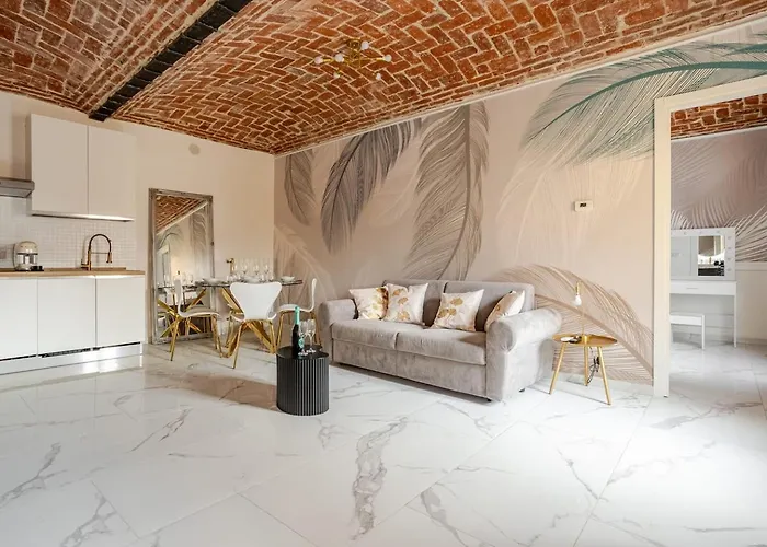 Fanstastic 2bdrm Center! 비엘라