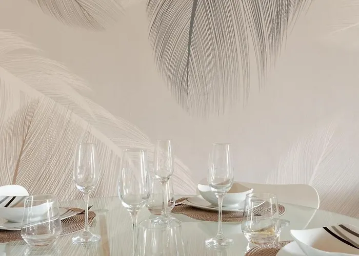 아파트 Fanstastic 2bdrm Center! *